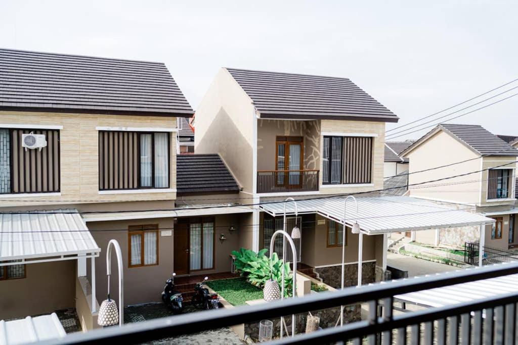 Rumah 3 Kamar Lembang, Adem, Bebas Macet Villa Bandung Kültér fotó